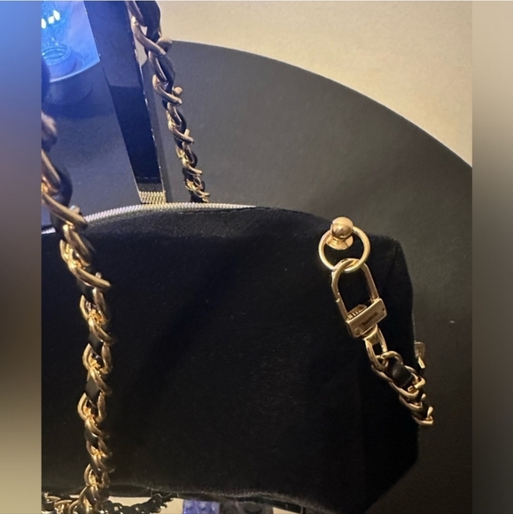 Yves Saint Laurent (YSL) crossbody or shoulder bag - Picture 6 of 9